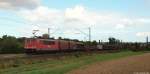 Mit einem Gz gen Sden fuhr 155 075-5 am 1.9.12 durch das beschauliche Leinetal bei Elze (Han).