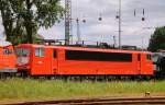 VtT Teil 1: Ganz neu...LEG 6155 078-9(REV/LDX/14.05.14)in orientrot mit Latz, abgestellt in Hamburg Hohe Schaar. 29.05.2014 