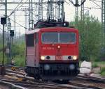 Einzelfahrer mit Scherenstromabnehmern...155 245-4 auf dem Weg zur Arbeit. HH 6.5.10