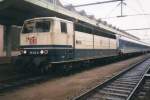 IR nach Emden steht abfahrtbereit in Luxembourg Gare Central mit 181 214 am 24 Juli 1998.