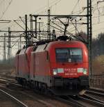 152 021-6 und 024 rollten durch den Harburger Bahnhof am 30.3.