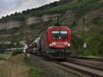 br-6182-es-64-u2-/156622/die-182-022-mit-einem-gueterzug Die 182 022 mit einem Gterzug am 29.08.2009 unterwegs bei Thngersheim. 
