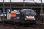 182 530-6 mit dem HKX diesmal Richtung Kln. HH-Harburg 02.03.2013