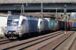 Fr Matze nachtrglich zu Ostern eine WLB Doppeltraktion mit 182 522 und 519 und vielen vielen Blechkisten hinten dran. Hamburg-Harburg 03.04.2013