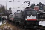 ES 64 U2-017 + ES 64 U2-001 mit einem InterCity Ersatzzug in Wuppertal Steinbeck am 06.02.10