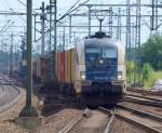 Hier nochmal einen Einzelaufnahme der 182 524 in Hamburg. 15.7.10
