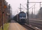 185 555-0 mit dem Papierzug aus Modena nach Malm. Schleswig 03.03.2011