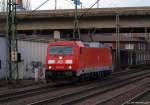 Solo rollt 185 344-9 am 11.2.11 durch den Bhf. Hamburg-Harburg.