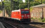 185 384-5 zog viele viele leere Containerwaggons hinter sich her. 7.5.11