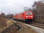 185 264-9 rollt am 31.3.11 mitsamt ihrer Schwester 185 181-5 durch Moorburg.