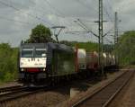 185 554-3 kam gut 2 Std spter mit dem Kalkmehlzug aus Padborg zurck durch Schleswig gefahren. 24.5.11