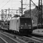 185 320-9 kam mit einem Mischer durch Harburg gefahren. 01.06.11