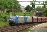 185 509-7 und 530-3 der VPS Salzgitter ziehen gemeinsam einen Kohlependel durch Harburg. 01.07.11