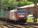 185 534-5 der OHE mit Containerzug in Harburg. 01.07.11