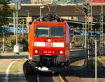 185 137-7(IS 770 LDX 29.08.11)rollt hier Solo durch Harburg. 30.9.11