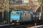 185 524-6(ITL)mit Containerzug. Harburg 31.1.12