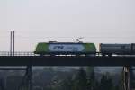 185 534-5 CFL Cargo mit dem  Zementzug  auf der Rendsburger Hochbrcke 14.8.2012