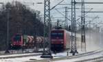 048. Doppeleinfahrt in Harburg ! 185 174-0 mit Gz und eine 101 mit ihrem IC kurz vor HH-Harburg. HH 6.3.10