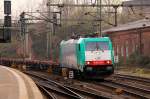 ITL 6186 246-5 mit Container-Leerzug, HH-Harburg, 31.03.2014