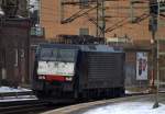 018. 189 280/ES F4-280 stand erst in Wilhelmsburg abgestellt und kam spter nach Harburg gefahren. 3.1.11