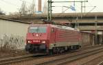 189 800-6(189 Class VH, REV MMAL 24.07.09,UIC D,A,PL)die wohl an ITL verliehen worden ist rollt hier gemtlich und in bestem Fotografentempo durch HH-Harburg. 30.3.11