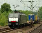 189 999-6/ES 64 F4-099 hatte heute die ehrenvolle Aufgabe den DHL Express KLV Richtung Hamburg zu ziehen. Schleswig 22.5.11