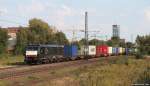 ES 64 F4-105/189 105-0 von MRCE Dispolok fhrt am 3.9.11 mit einem Containerzug durch Unterelbe.