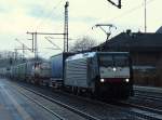 Alle 30 min wechselte das Wetter...189 287 fuhr mit dem bring! Fischzug bei strmendem Regen durch Schleswig. 04.12.11