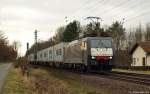 ES 64 F4-010/189 910-3 fhrt am 28.12.11 mit einem Gz bei Drverden weiter gen Norden.