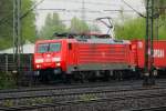 189 003-7 mit Containerzug in Harburg. 28.04.12