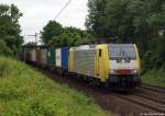 ES 64 F4-202/189 202-5 fhrt am 26.6.12 mit einem Containerzug durch Ahlten.