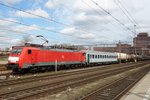 Am 16 April 2016 durchfahrt 189 079 Amersfoort.