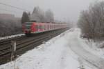 423 285-6 als S2 nach Petershausen wurde bei kaltem Winterwetter am 17.02.15 in Poing fotografiert.