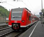 Linz am Rhein ,fahrt der RE 8 nach Koblenz ,am 15.8.2010
der Deutschen Bahn 