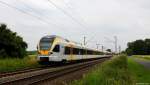 ET 7.01 & 7.06 der eurobahn fuhren am 13.7.13 als RE3 nach Dsseldorf Hbf. bei Nordbgge durch die Landschaft.