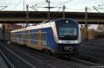 ET 440 340/840 fhrt am 3.12.11 durch den Bhf. Hamburg-Harburg und strebt weiter gen Bremen.