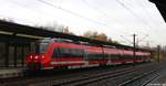 Am trüben 13.11.2017 pausierte der 442 314/814 von DB Regio am Bahnhof Pirna.