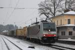 186 284 mit einem Containerzug aus Mnchen kommend am 12.