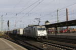 386 018 von  METRANS  bei der einfahrt in den Bremer Hauptbahnhof am 31.