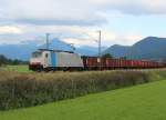 186 109 mit einem Gterzug von Salzburg kommend, am 8.