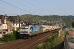 186 426 der  Rurtalbahn Cargo  mit  Schttgutwagen  am 23. Juli 2021 bei Oberwesel.