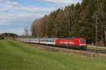 193 965 mit dem  Snlltaget-Skizug  auf dem Weg nach Salzburg.