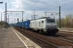 E 37 527 ITL mit der blauen Wand in Berlin Schnefeld-Flughafen. 16.04.2011