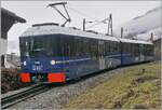 Vom Bahnhof Saint Gervais les Bains Le Fayet bis zum Nid d'Aigle im Mont-Blanc Massiv verkehrt seit 1913 die 12,4 km lange Zahnradbahn TMB (Tramway du Mont-Blanc), wobei die erste Teilstrecke bis zum Col de Voza schon im Sommer 1908 er�ffnet wurde. 

Eine kuriose Besonderheit ist die  Benennung  der Fahrzeuge, sie verf�gen �ber keine Kennzeichnung oder Nummer sondern sind nach den T�chtern des Direktors bennant und jeder Zug hat seine eigene Farbe.

In der Kehre  Berchat  zwischen St-Gervais und Le Fayet ist die blaue MARIE mit dem gleichnamigen Steuerwagen auf dem Weg vom Col de Voza zum TMB Bahnhof Le Fayet.

21. Februar 2026