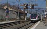 Duplex/854848/der-sncf-tgv-rame-684-verlaesst Der SNCF TGV Rame 684 verlässt den Bahnhof von Chambéry Challes des Eaux. 

22. März 2022