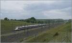 Vom Bahnsteig von Meroux aus betrachtet hat man eine sch�nen Blick auf den TGV Bahnhof von Belfort Montb�liard. Der SNCF TGV Rame 4706 verl�sst den Bahnhof Belfort Montb�liard TGV in Richtung Mulhouse. 

20. Mai 2026