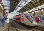 Der TGV Lyira Rame 4716 ist am Ziel seiner Reise in Marseille angekommen. Seit diesem Jahre wurde sonst nur in den Hochsommermonaten angebotene Dienst von Mitte April bis Anfang November offeriert, wobei in der Vor- und Nachsaison der Zug nicht t�gli ...