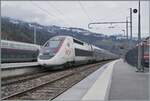 An wenigen Tagen im Jahr herrscht in beschaulichen Regionalbahn Bahnh�fen in Frankreich jeweils Hochbetrieb mit TGV Z�gen, so auch in Saint Gervais les Bain le Fayet. Der Grund daf�r sind (in diesem Falle) die Winterferien und damit zahlreiche Winter ...