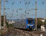 Der transdev Z 55201 erreicht als TER von Marseille nach Nice den Bahnhof von Saint Raphael. Transdev hat von der SNCF diesen Verkehr �bernommen. Es handelt sich um die erste 'privatisiere' Strecke in Frankreich. 

17. September 2026