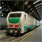 Die FS 402 165 in Milano.